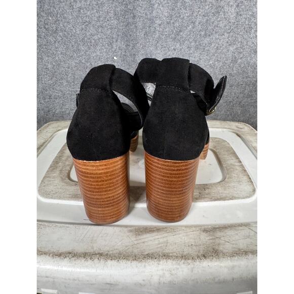 Mary Jane Black and Brown Heels - Picture 6 of 7